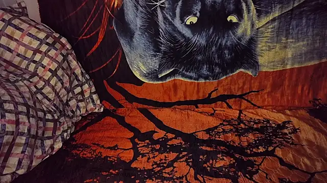 Snapshot of jamismu chatting on 02.15.25 jamismu online show from 02.15.25