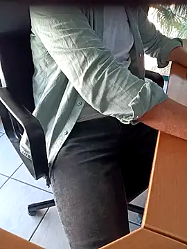 Laviestbelle online show from 11.03.25