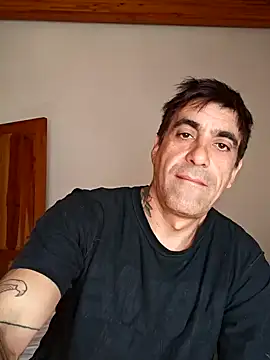 Snapshot of Elnonoykeila77 chatting on 12.29.24 Elnonoykeila77 online show from 12.29.24