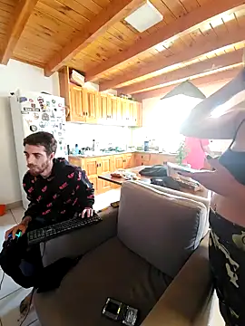 Snapshot of Elnonoykeila77 chatting on 02.01.25 Elnonoykeila77 online show from 02.01.25