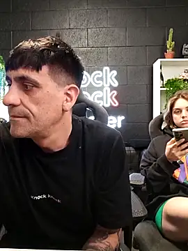 Snapshot of Elnonoykeila77 chatting on 11.11.25 Elnonoykeila77 online show from 11.11.25