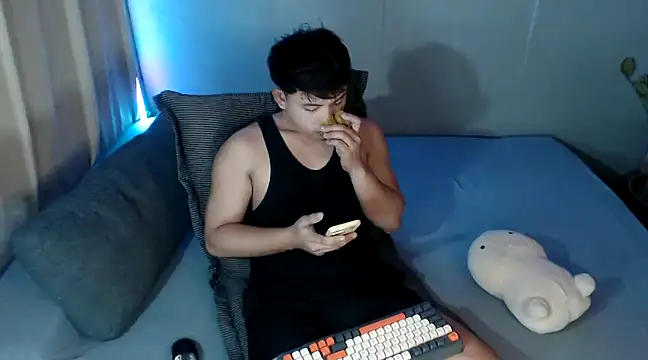 Snapshot of princeJayX chatting on 12.28.24 princeJayX online show from 12.28.24