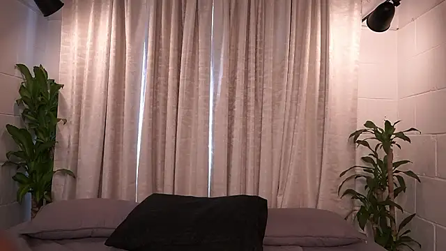 agatha collins  online show from 02.07.26