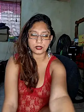 Snapshot of Sivanija_21 chatting on 02.12.25 Sivanija 21 online show from 02.12.25