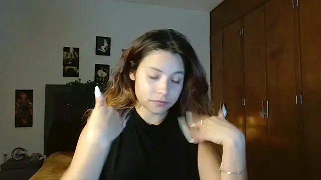 3littleschoolteens online show from 11.24.25