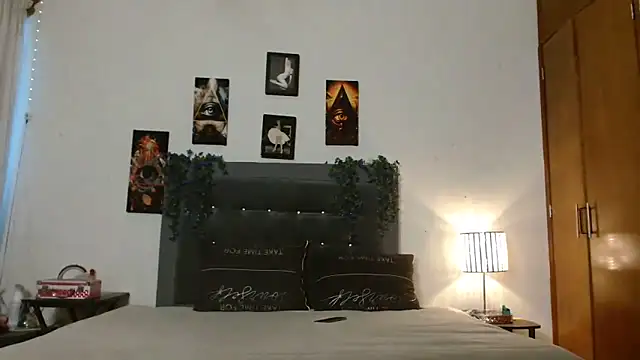 3littleschoolteens online show from 12.18.25