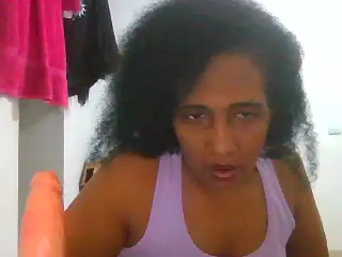 Aishamara online show from 02.21.25