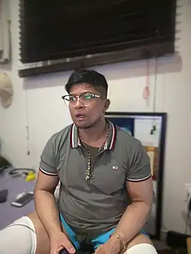 Snapshot of CleanGrey chatting on 02.16.26 CleanGrey online show from 02.16.26