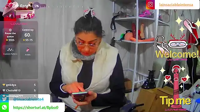 LaInsaciableIntensa online show from 02.23.25