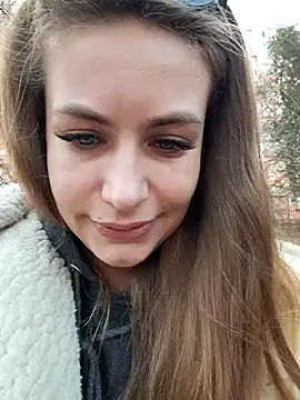 Snapshot of Keli_Jessi chatting on 12.19.24 Keli Jessi online show from 12.19.24