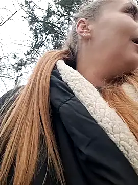 Snapshot of Keli_Jessi chatting on 12.28.24 Keli Jessi online show from 12.28.24