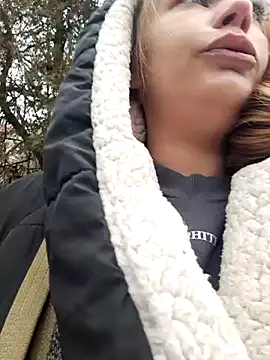 Snapshot of Keli_Jessi chatting on 02.06.25 Keli Jessi online show from 02.06.25