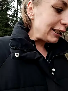 Snapshot of Keli_Jessi chatting on 03.22.25 Keli Jessi online show from 03.22.25