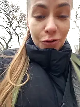 Snapshot of Keli_Jessi chatting on 11.07.25 Keli Jessi online show from 11.07.25