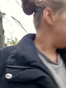 Snapshot of Keli_Jessi chatting on 11.28.25 Keli Jessi online show from 11.28.25