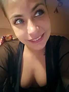 Snapshot of Keli_Jessi chatting on 01.10.26 Keli Jessi online show from 01.10.26