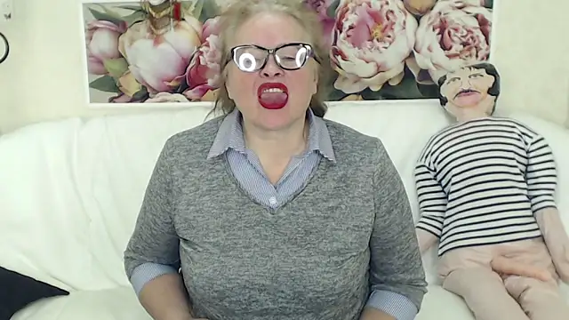 FlaviaSquirts online show from 11.04.25