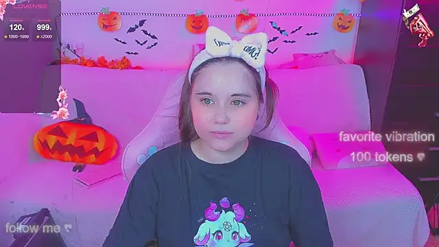 Lolisuccub online show from 10.16.25