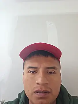 Snapshot of Diablo9804 chatting on 10.29.25 Diablo9804 online show from 10.29.25