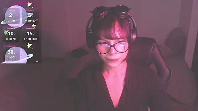 Snapshot of modjo_ chatting on 10.04.25 modjo online show from 10.04.25