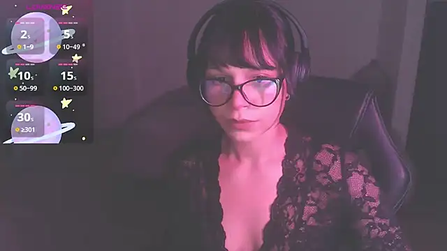 Snapshot of modjo_ chatting on 10.19.25 modjo online show from 10.19.25