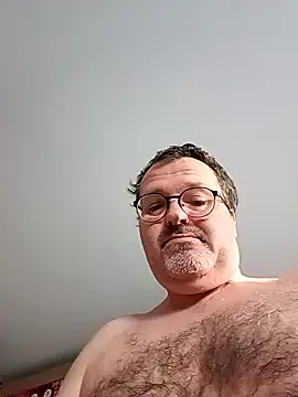 Snapshot of mike9473 chatting on 03.17.26 mike9473 online show from 03.17.26