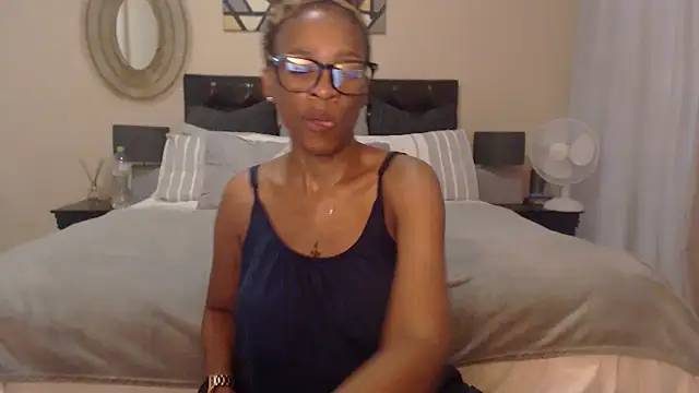 Snapshot of Creamyass22 chatting on 01.29.25 Creamyass22 online show from 01.29.25