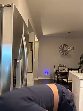 Snapshot of CandyLuxxxx chatting on 12.31.24 CandyLuxxxx online show from 12.31.24