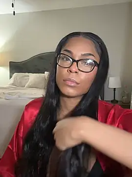 Snapshot of CandyLuxxxx chatting on 01.29.25 CandyLuxxxx online show from 01.29.25