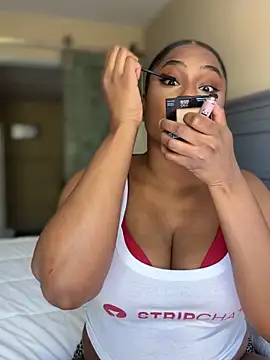 CandyLuxxxx online show from 06.18.26