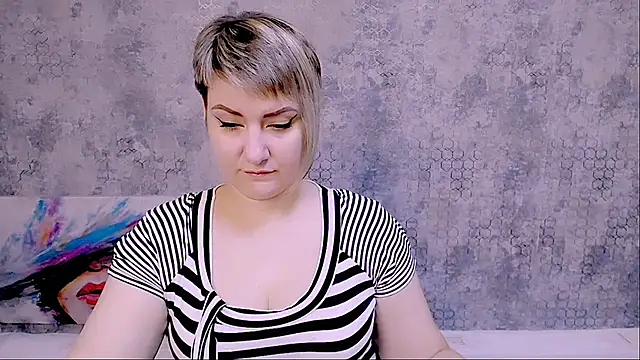 Djullia online show from 10.13.25