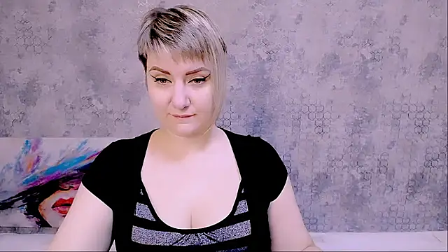 Djullia online show from 10.18.25