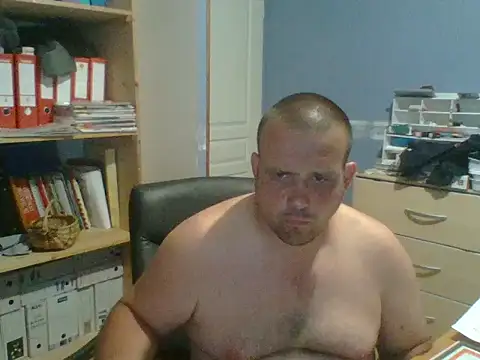 manubm03 online show from 07.19.26