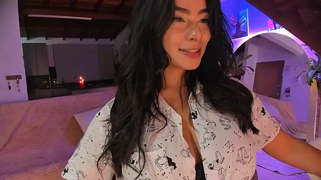 Snapshot of CelesteBreedlove chatting on 12.18.24 CelesteBreedlove online show from 12.18.24