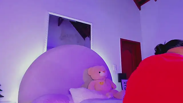 elsalondon online show from 12.23.24