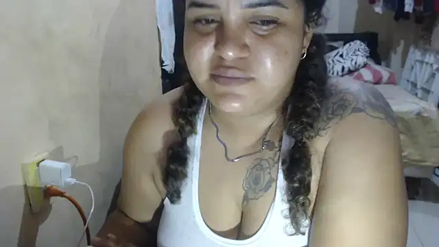 SEXY SENSUALSARA online show from 05.20.26