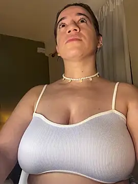 Snapshot of Antonellachic73 chatting on 02.20.25 Antonellachic73 online show from 02.20.25