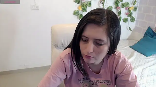 tania sweet   online show from 09.28.25