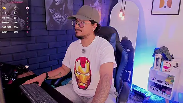 Snapshot of DaviidEvans_ chatting on 03.06.26 DaviidEvans online show from 03.06.26