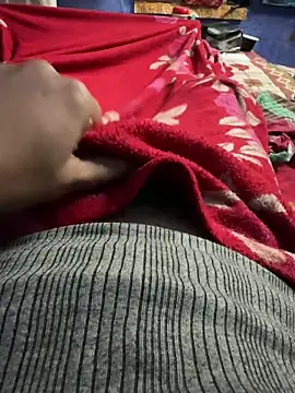 Snapshot of devilsweapon chatting on 02.18.26 devilsweapon online show from 02.18.26