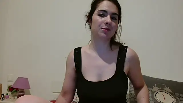 Snapshot of desirmiss1 chatting on 06.28.26 desirmiss1 online show from 06.28.26
