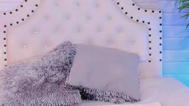 Tayra Siny online show from 01.29.25