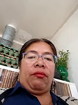   valentina18 online show from 12.21.24