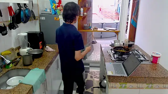 Snapshot of LAICK_01 chatting on 11.25.25 LAICK 01 online show from 11.25.25