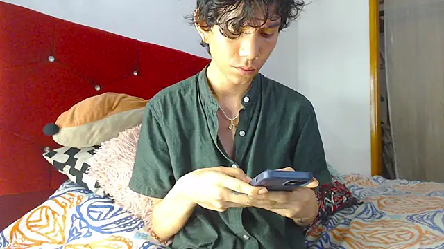 LAICK 01 online show from 04.04.26