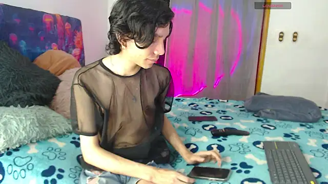 Snapshot of LAICK_01 chatting on 07.26.26 LAICK 01 online show from 07.26.26
