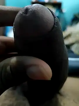 Snapshot of Arthu2r chatting on 01.12.25 Arthu2r online show from 01.12.25