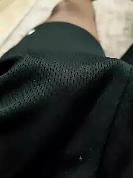 Snapshot of Arthu2r chatting on 02.01.25 Arthu2r online show from 02.01.25