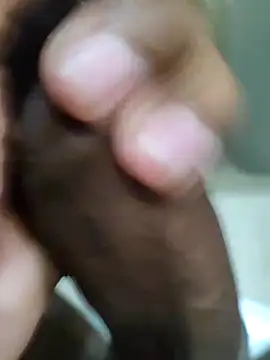 Snapshot of Arthu2r chatting on 03.09.25 Arthu2r online show from 03.09.25