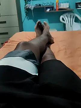 Snapshot of Arthu2r chatting on 09.26.25 Arthu2r online show from 09.26.25